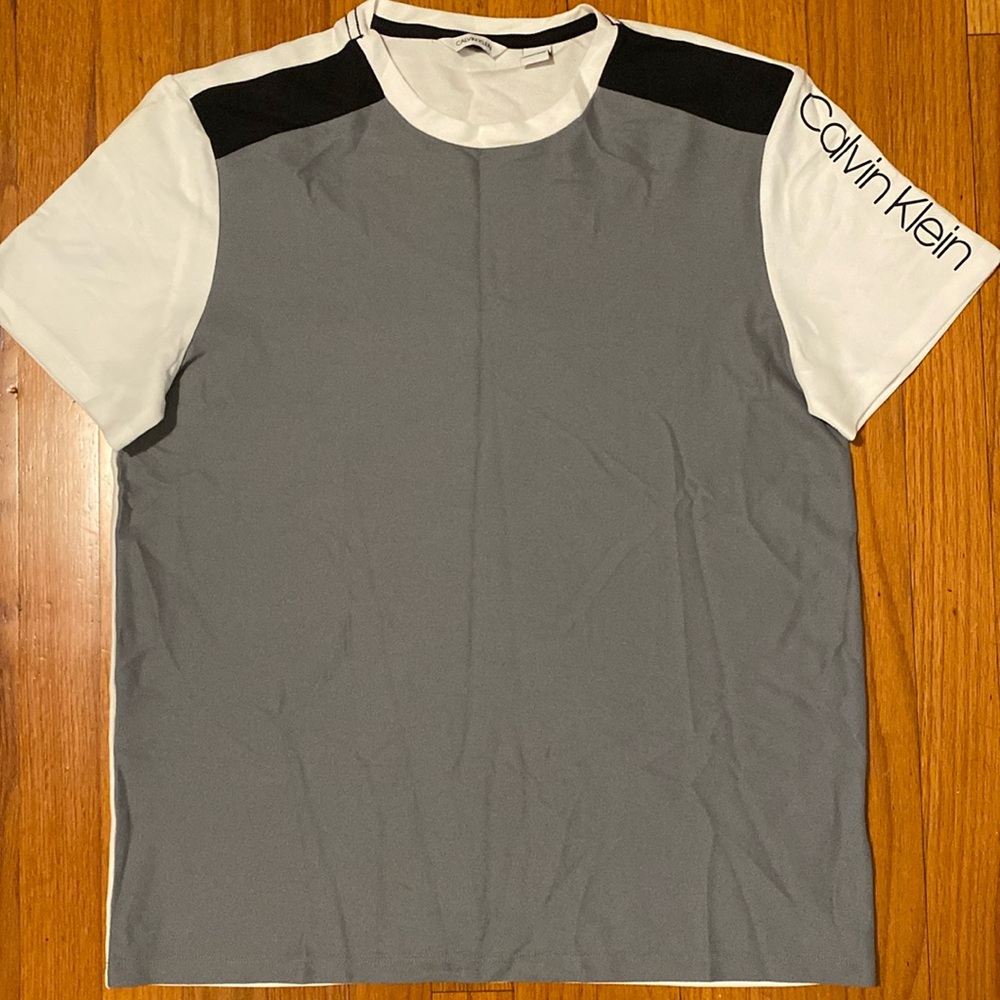 Calvin Klein casual t shirt